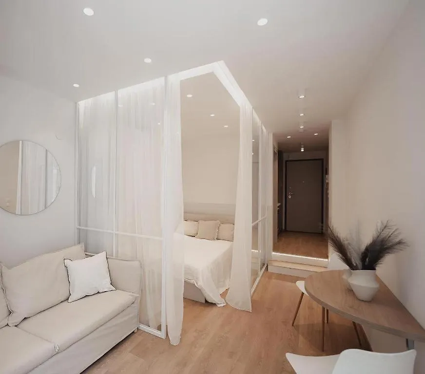 V1, Nilie Hospitality Mgmt Apartment Salonic