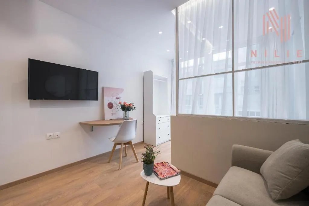 V1, Nilie Hospitality Mgmt Apartment Salonic